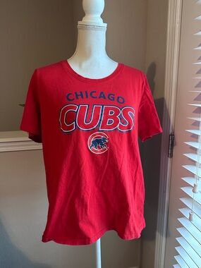 Chicago Cubs Women’s Short Sleeve Tee